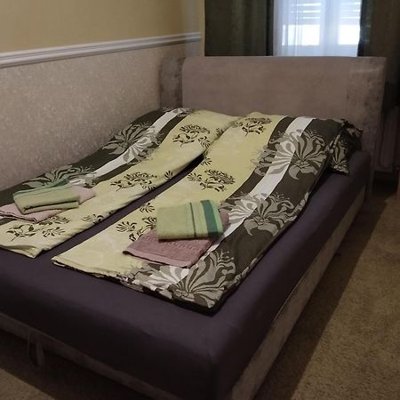 Mandy Apartments Будапеща Екстериор снимка