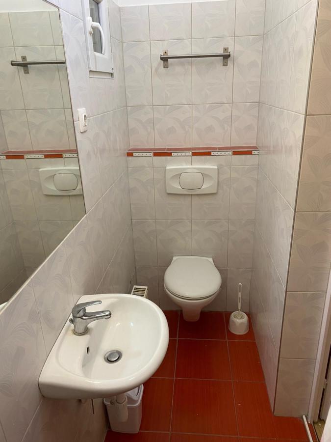 Mandy Apartments Будапеща Екстериор снимка