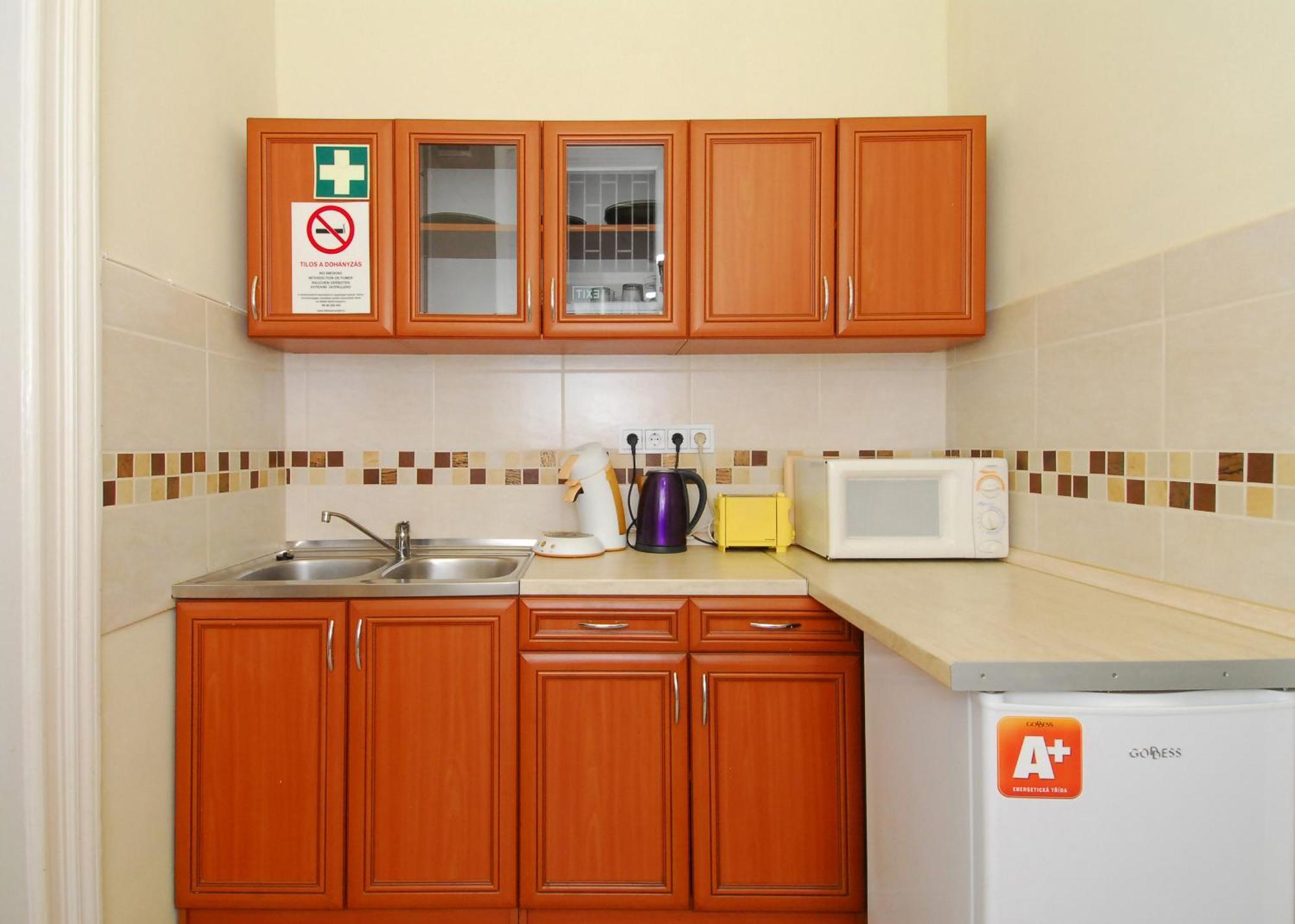 Mandy Apartments Будапеща Екстериор снимка