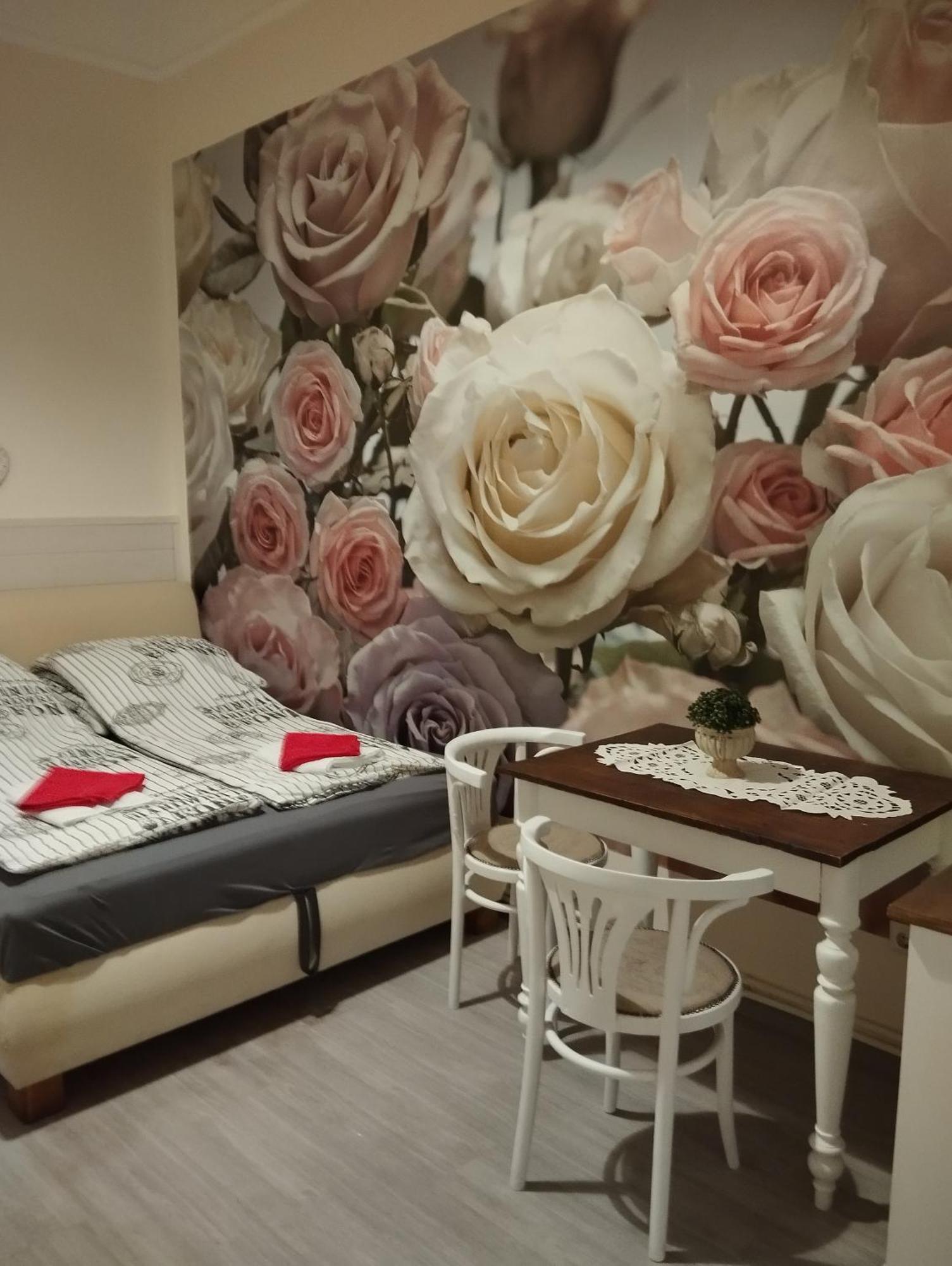 Mandy Apartments Будапеща Екстериор снимка