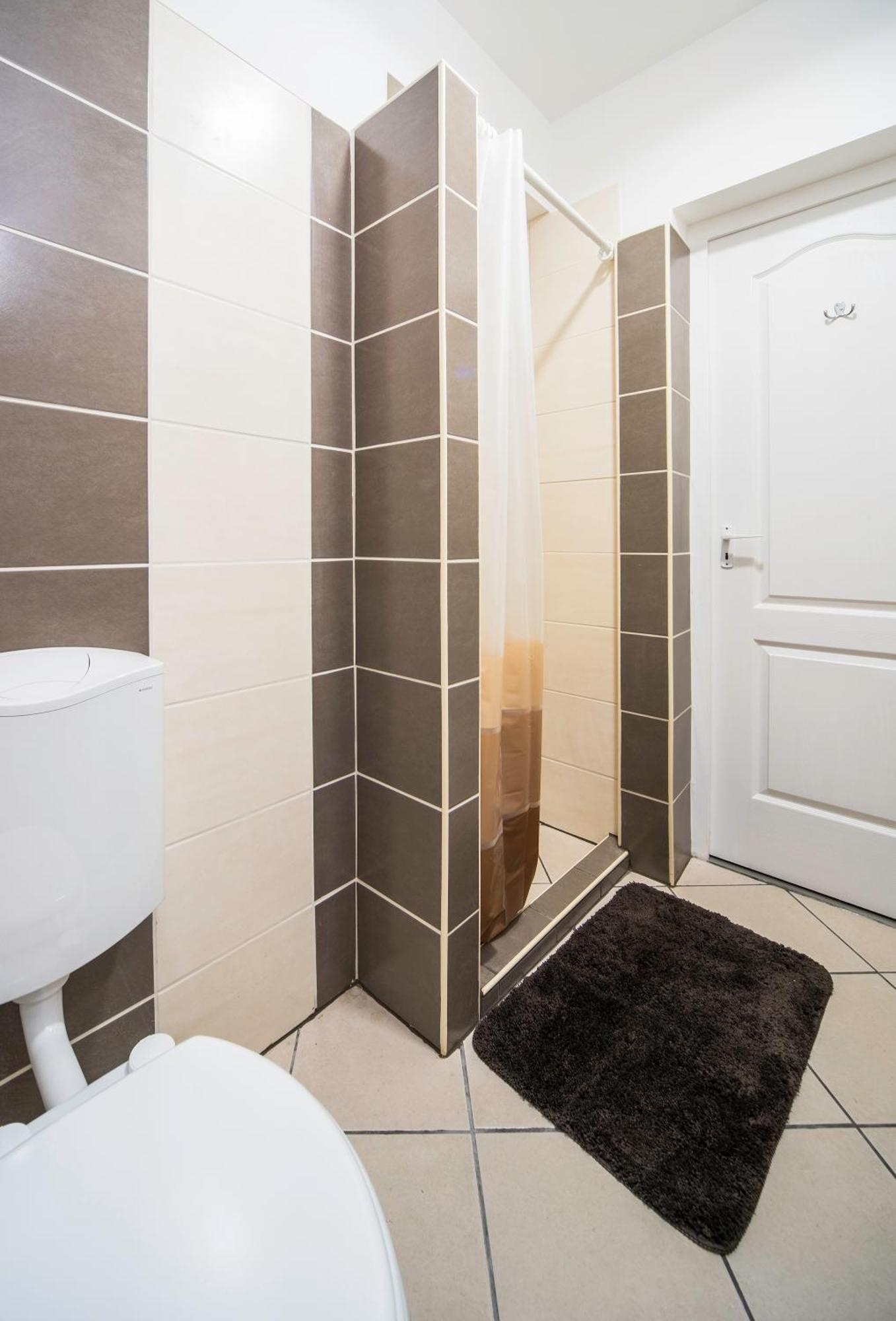 Mandy Apartments Будапеща Екстериор снимка