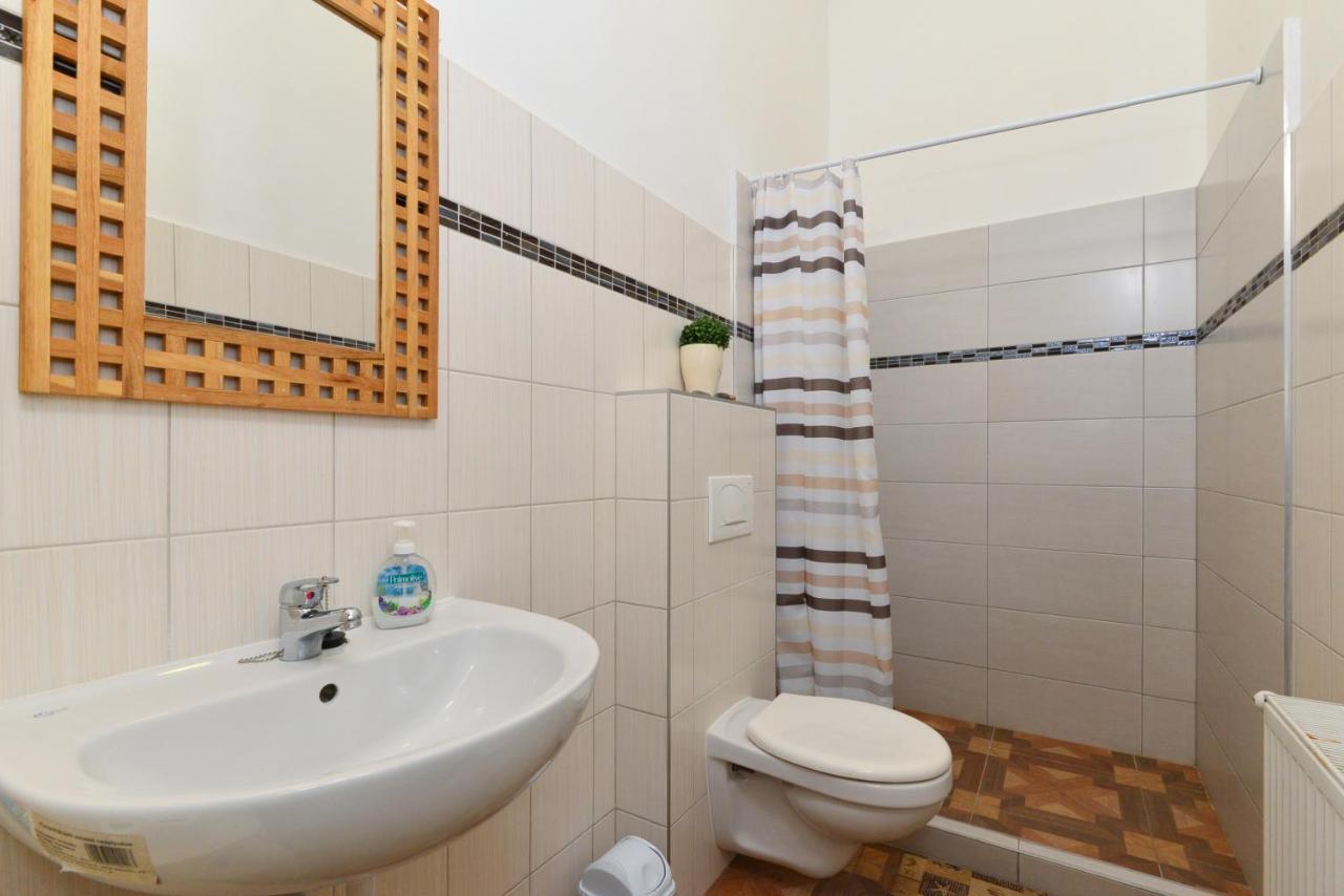 Mandy Apartments Будапеща Екстериор снимка