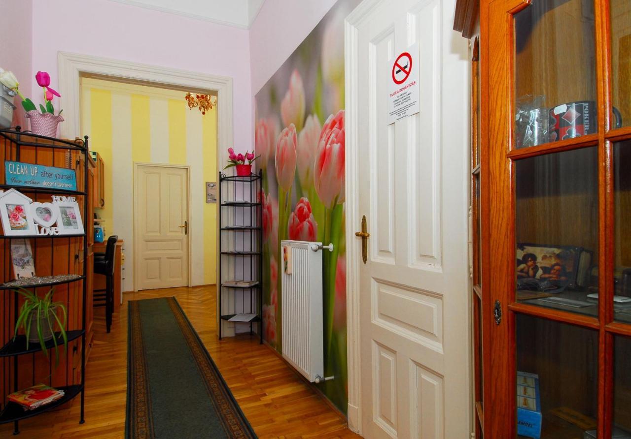 Mandy Apartments Будапеща Екстериор снимка